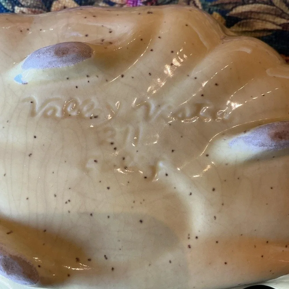Valley‎ Vista California Pottery Yellow 8.25
